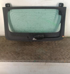 Lunette arriere PEUGEOT 107