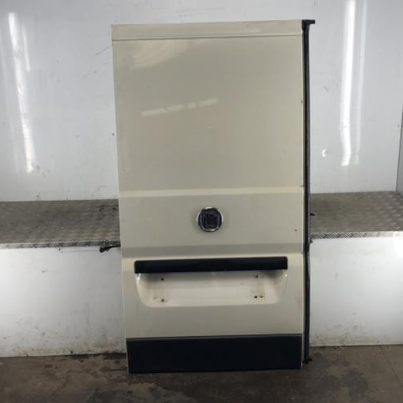 Porte de coffre gauche FIAT DUCATO 3 Porte de coffre gauche FIAT DUCATO 3