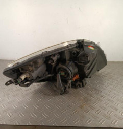 Optique avant principal droit (feux)(phare) TOYOTA YARIS 2