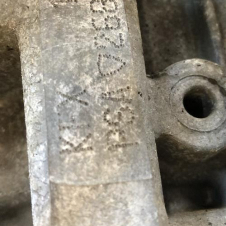 Moteur CITROEN XSARA Photo n°1