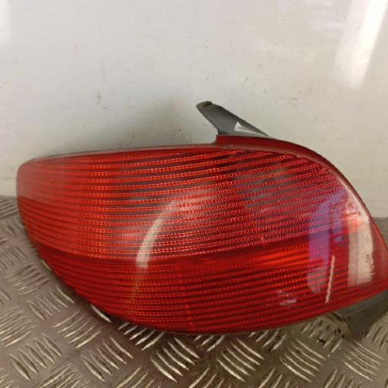 Feu arriere principal gauche (feux) PEUGEOT 206