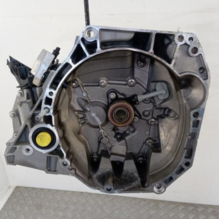 Boite de vitesses RENAULT CLIO 4 Photo n°1