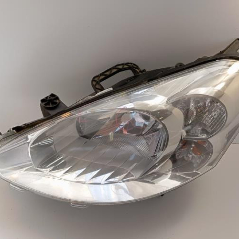 Optique avant principal gauche (feux)(phare) PEUGEOT PARTNER 2