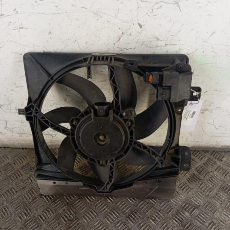 Moto ventilateur radiateur PEUGEOT 208 1 Moto ventilateur radiateur PEUGEOT 208 1