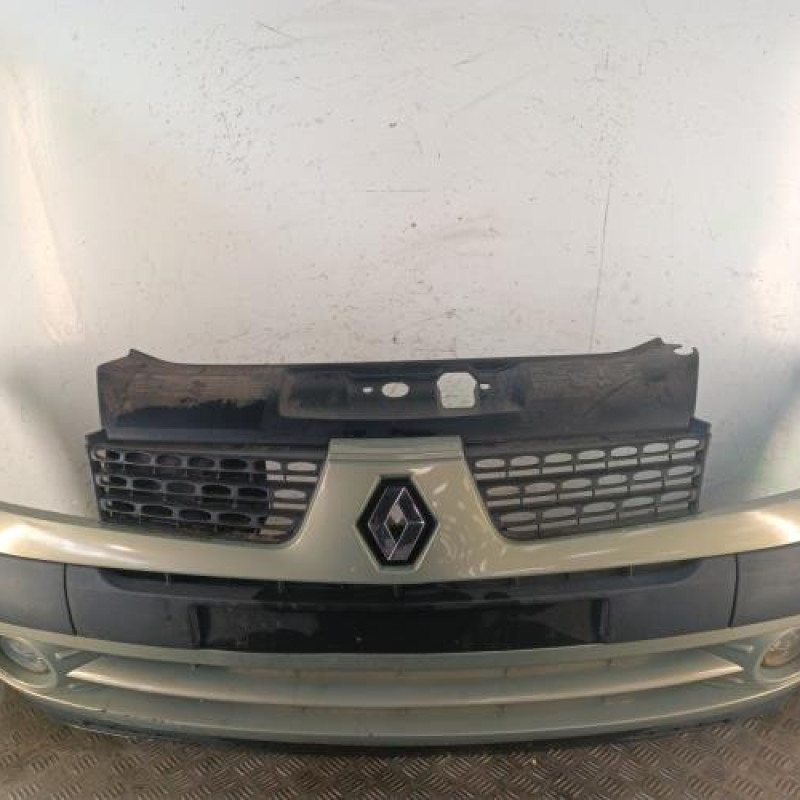 Pare choc avant RENAULT CLIO 2