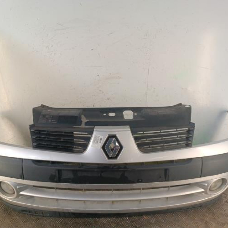 Pare choc avant RENAULT CLIO 2