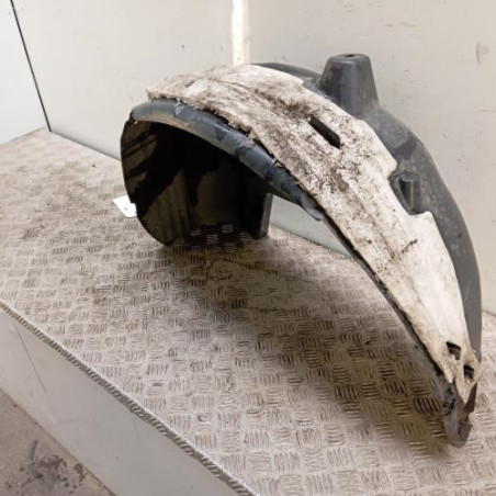 Pare boue arriere droit PEUGEOT 2008 1
