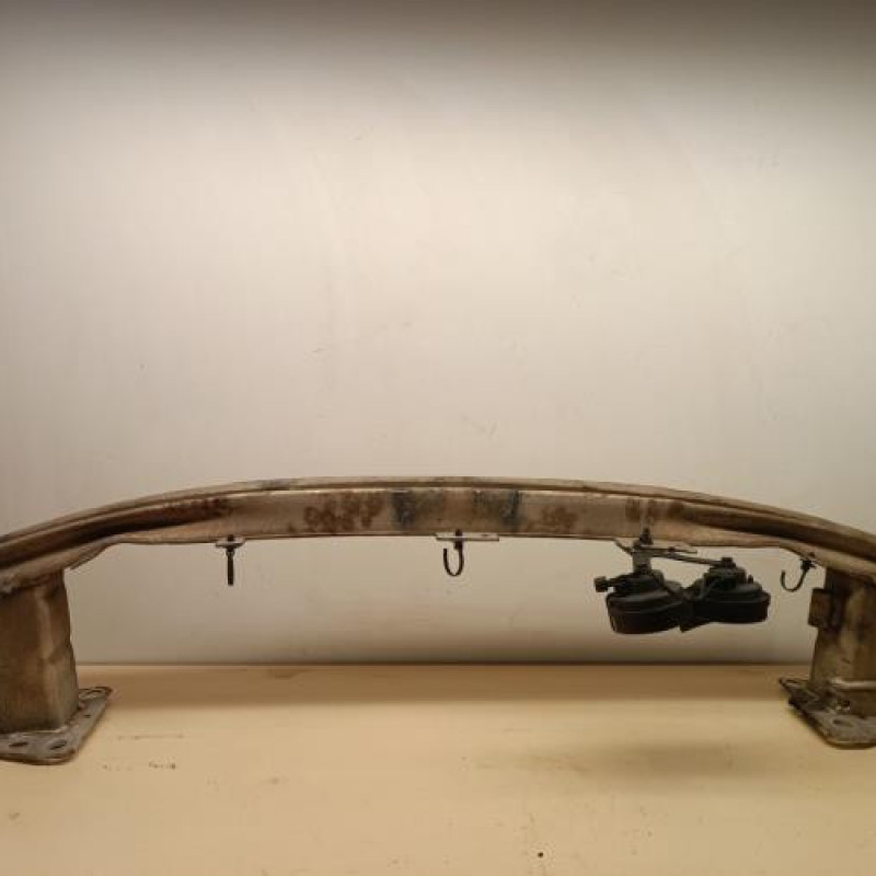 Renfort pare choc avant (traverse) RENAULT SCENIC 3