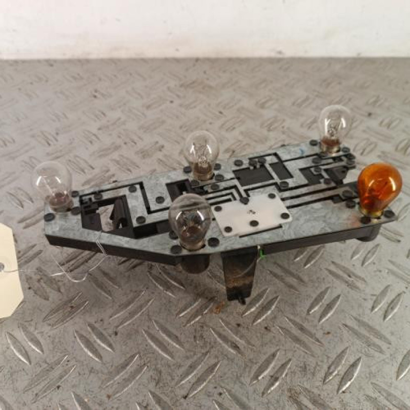 Platine feu arriere gauche PEUGEOT 406 Platine feu arriere gauche PEUGEOT 406
