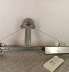 Leve vitre mecanique arriere gauche OPEL ASTRA H Photo n°1