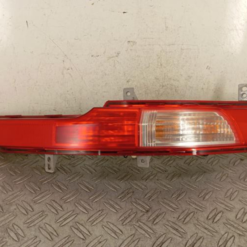 Feu de pare choc arriere droit KIA SPORTAGE 3