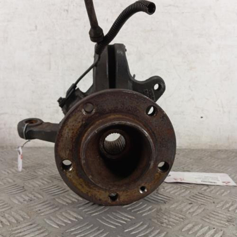 Moyeu avant droit RENAULT MASTER 2 Moyeu avant droit RENAULT MASTER 2