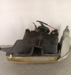 Optique avant principal droit (feux)(phare) CITROEN SAXO Photo n°4