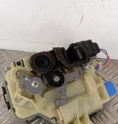 Serrure arriere droit VOLKSWAGEN POLO 4