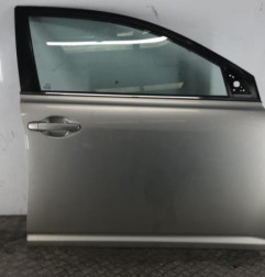 Porte avant droit TOYOTA AVENSIS 2 Photo n°1