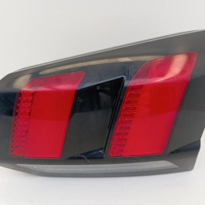 Feu arriere secondaire droit (feux) PEUGEOT 5008 2 Feu arriere secondaire droit (feux) PEUGEOT 5008 2