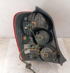 Feu arriere principal droit (feux) MAZDA 323 6