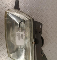Optique avant principal gauche (feux)(phare) CITROEN SAXO