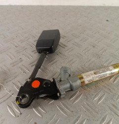Attache ceinture avant gauche CITROEN SAXO Photo n°1