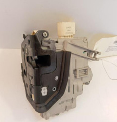 Serrure arriere droit AUDI A3 3 Photo n°1