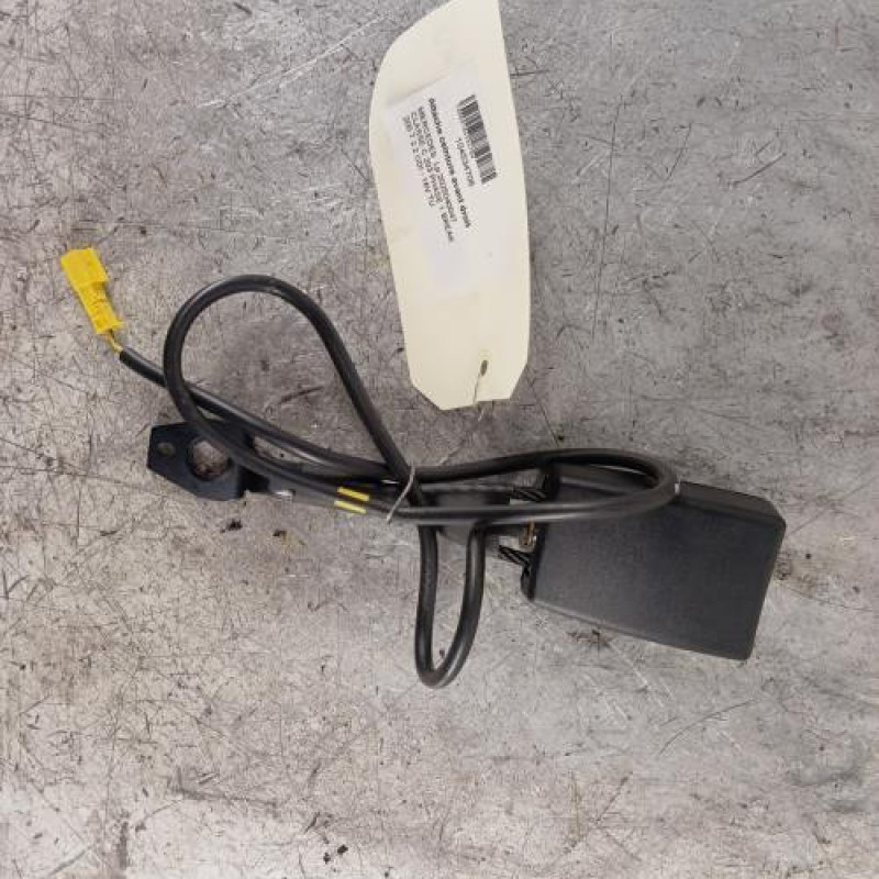 Attache ceinture avant droit MERCEDES CLASSE C 203