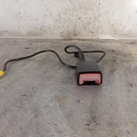 Attache ceinture avant gauche MERCEDES CLASSE C 203