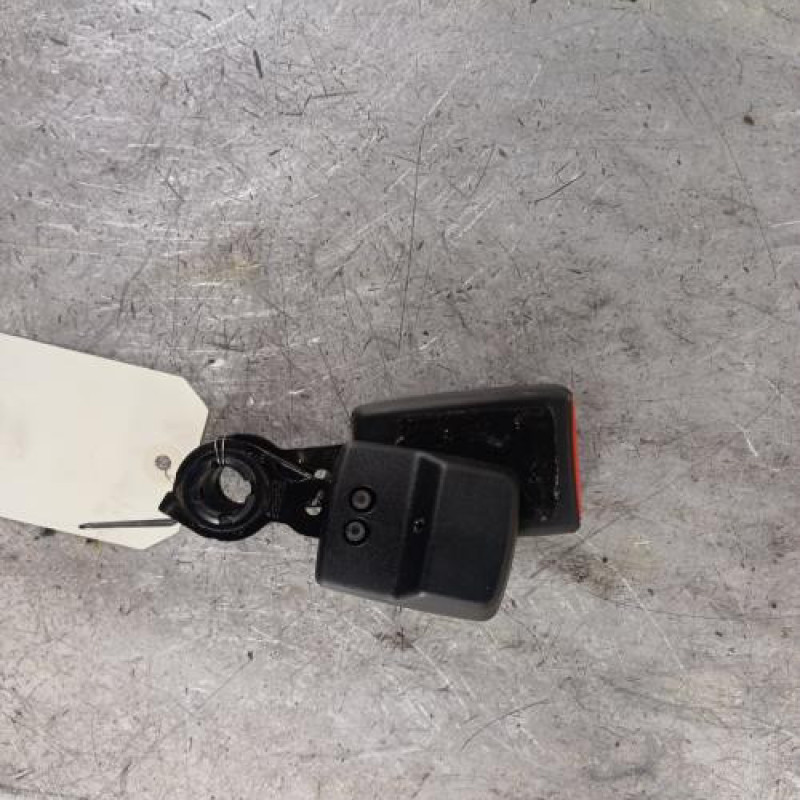 Attache ceinture arriere gauche FORD B-MAX