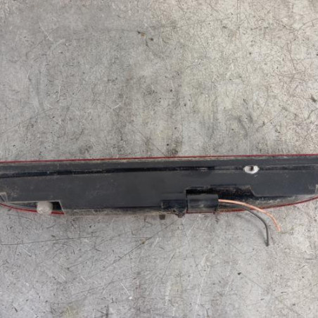 Feu arriere stop central RENAULT CLIO 2