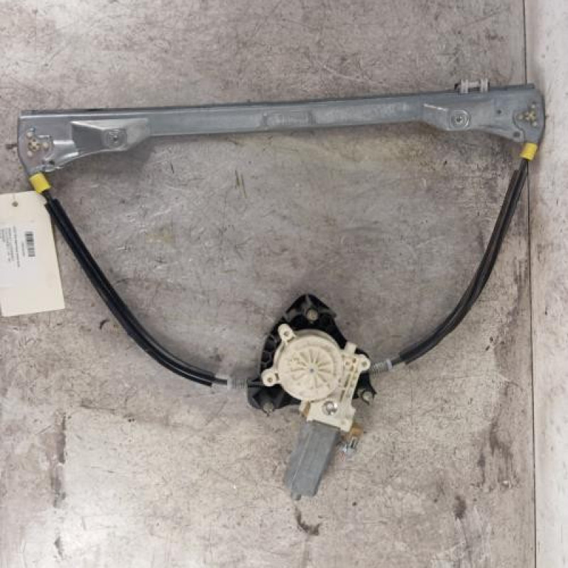 Leve vitre electrique avant droit RENAULT CLIO 2