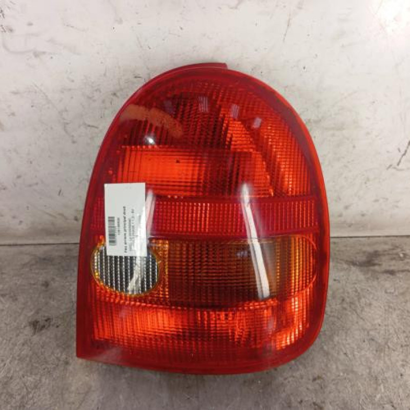 Feu arriere principal droit (feux) OPEL CORSA B Feu arriere principal droit (feux) OPEL CORSA B