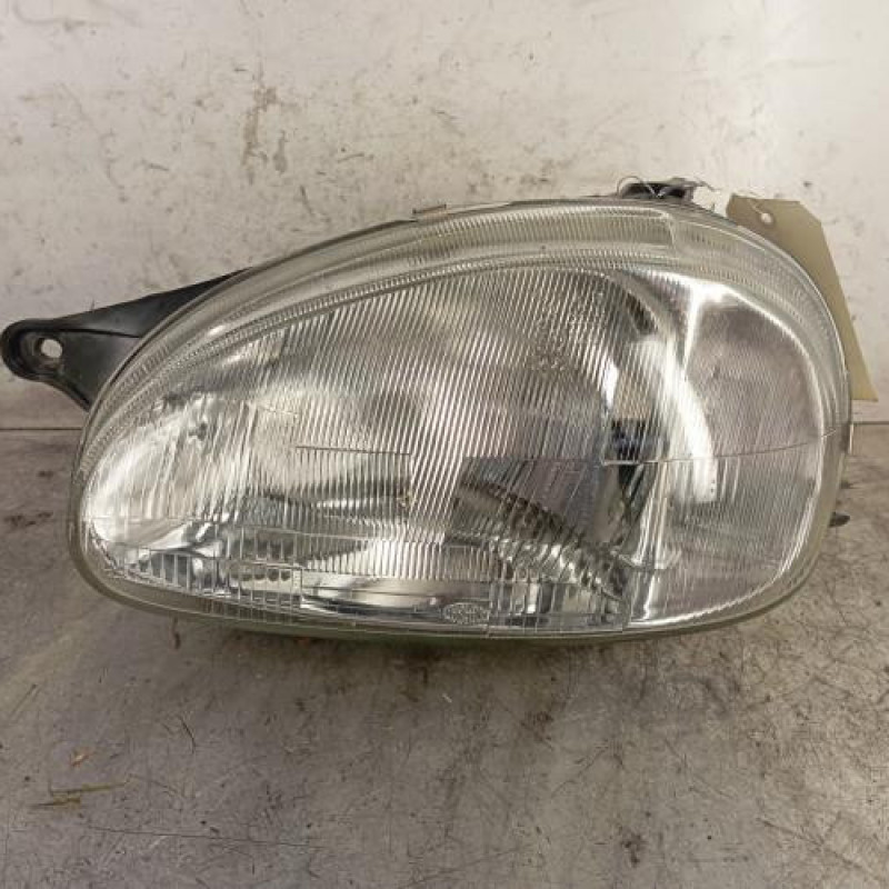 Optique avant principal gauche (feux)(phare) OPEL CORSA B