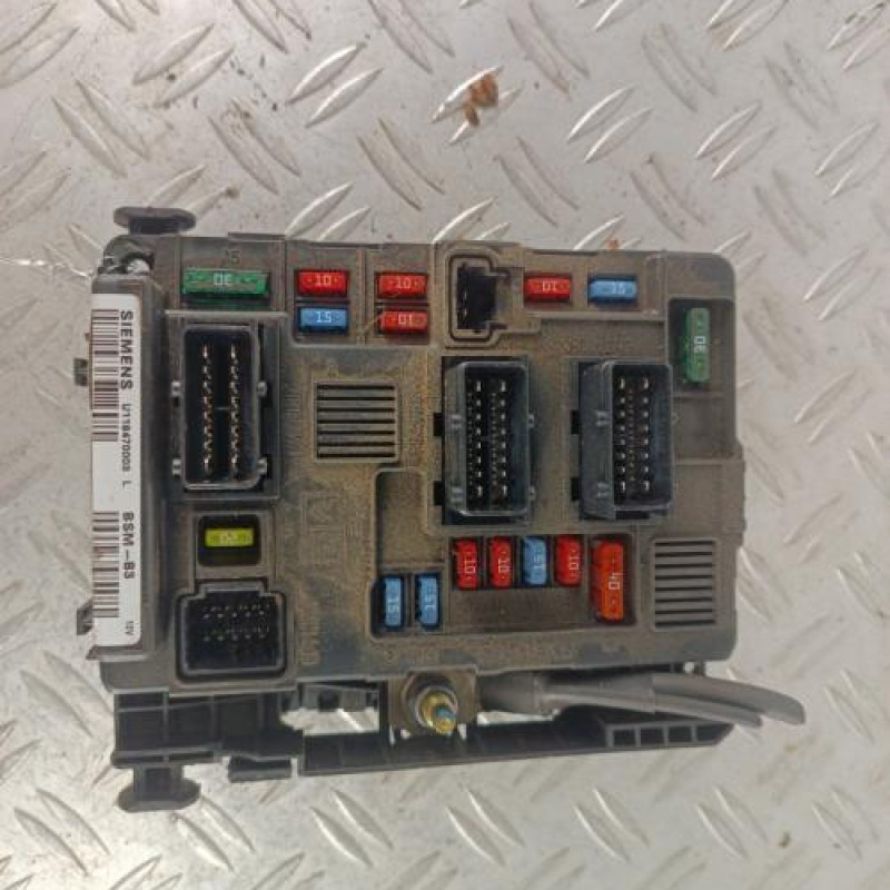 Boitier servitude moteur (BSM) CITROEN XSARA PICASSO Boitier servitude moteur (BSM) CITROEN XSARA PICASSO