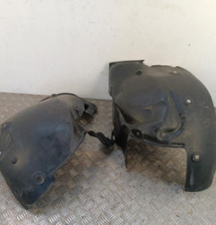 Pare boue avant gauche RENAULT GRAND SCENIC 2 Photo n°1
