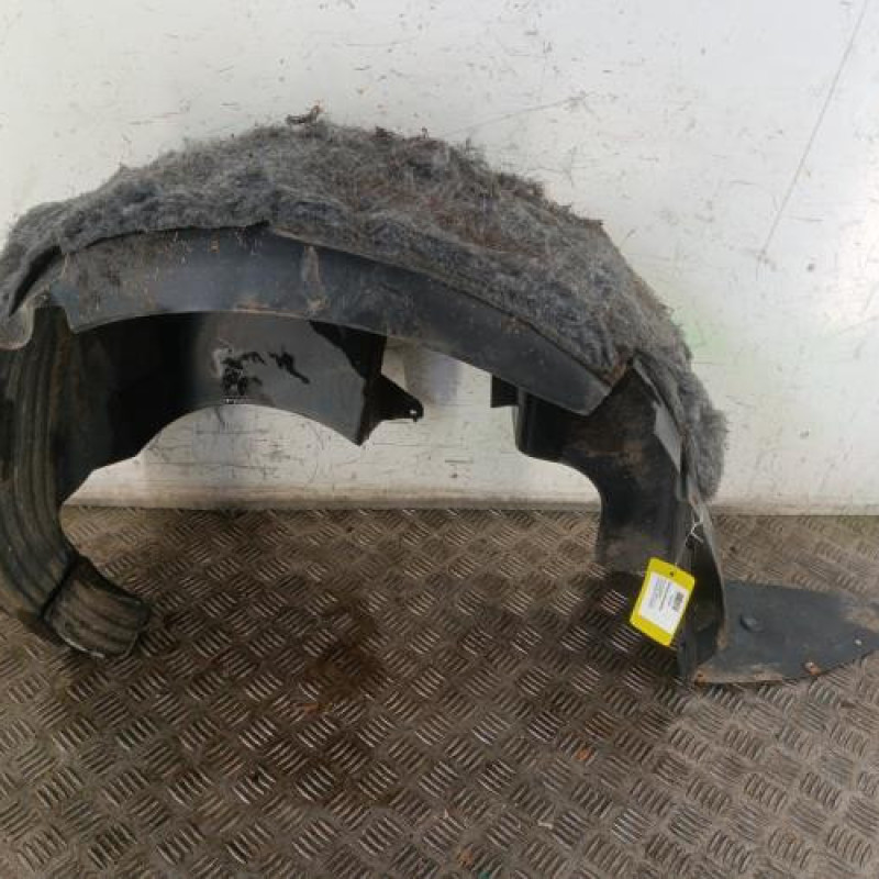 Pare boue arriere gauche FIAT TIPO 2 Pare boue arriere gauche FIAT TIPO 2