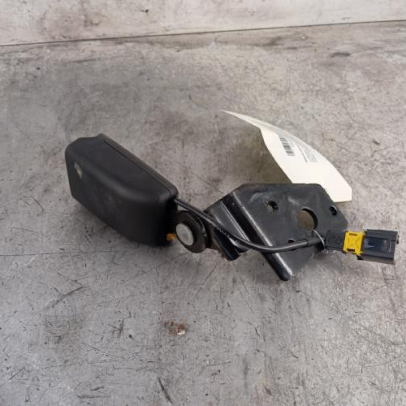 Attache ceinture arriere gauche CITROEN DS4