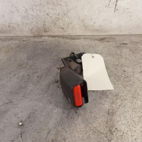 Attache ceinture arriere gauche CITROEN DS4