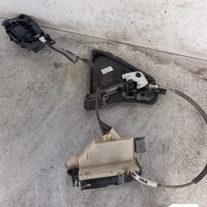 Serrure arriere droit CITROEN DS4 Serrure arriere droit CITROEN DS4