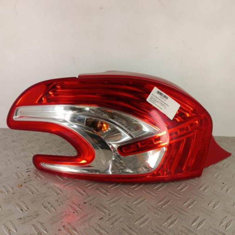 Feu arriere principal gauche (feux) PEUGEOT 208 1