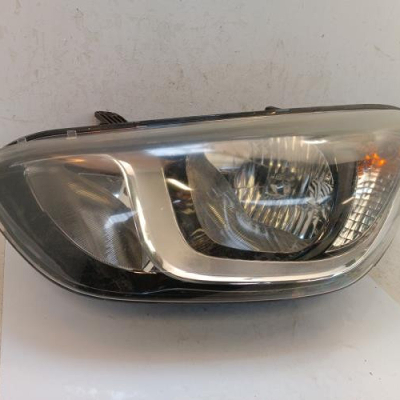 Optique avant principal gauche (feux)(phare) HYUNDAI I 20 1