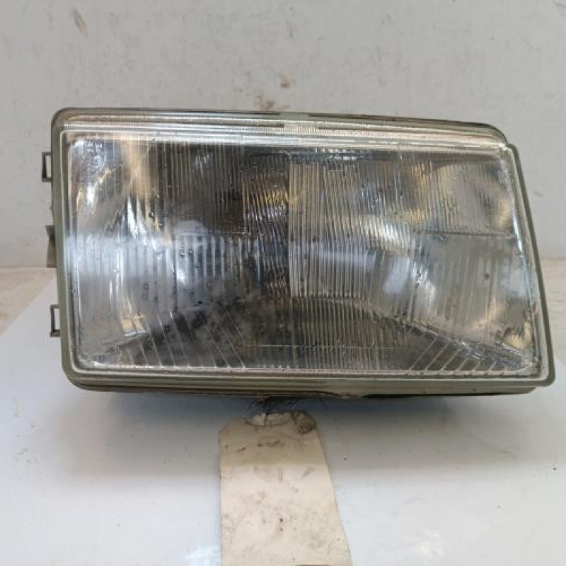 Optique avant principal droit (feux)(phare) RENAULT R21