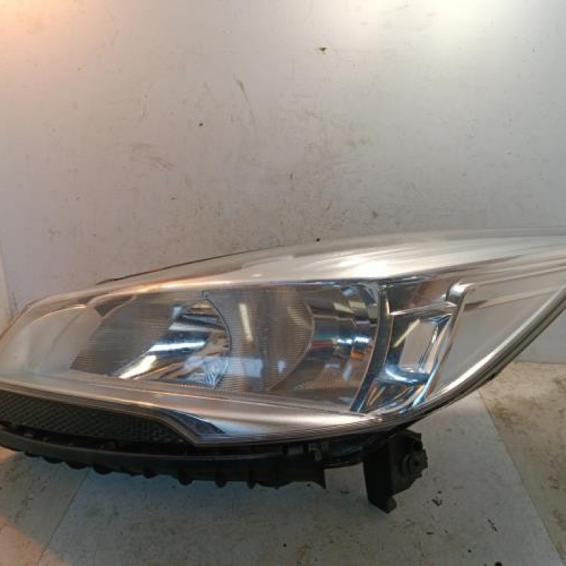 Optique avant principal gauche (feux)(phare) FORD KUGA 2