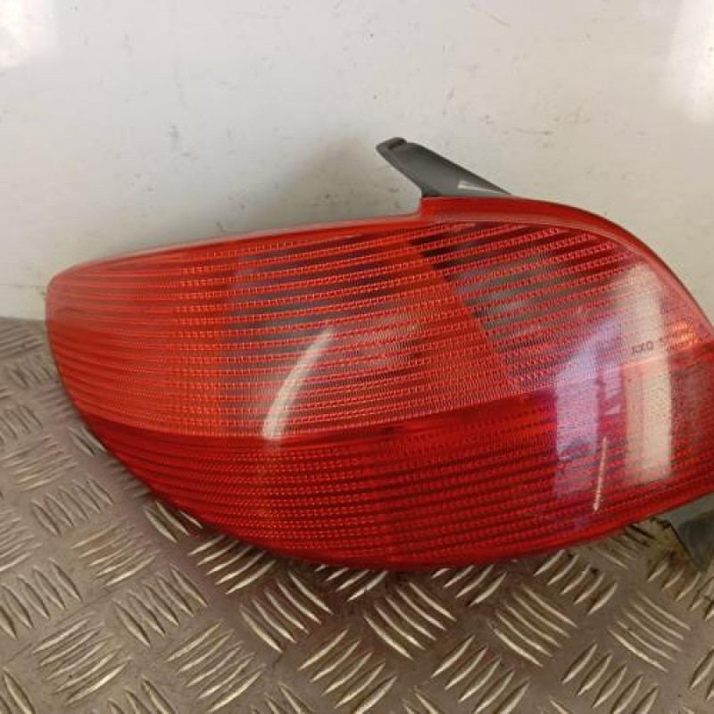 Feu arriere principal gauche (feux) PEUGEOT 206
