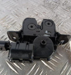 Serrure de hayon RENAULT CLIO 4