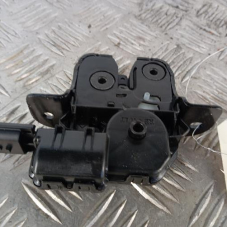 Serrure de hayon RENAULT CLIO 4