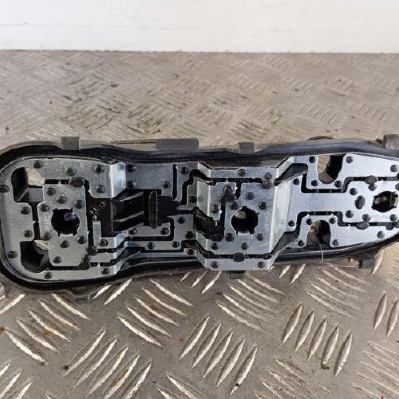 Platine feu arriere droit DACIA DUSTER 1