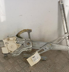 Leve vitre electrique avant droit TOYOTA AVENSIS 2 Photo n°1
