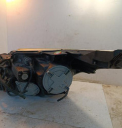 Optique avant principal droit (feux)(phare) TOYOTA AVENSIS 3