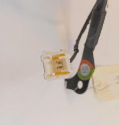 Attache ceinture avant droit PEUGEOT 308 2 SW Photo n°3