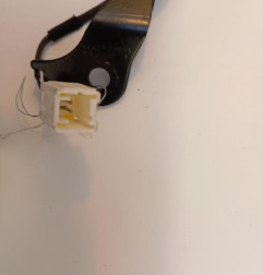 Attache ceinture avant gauche PEUGEOT 308 2 SW Photo n°3