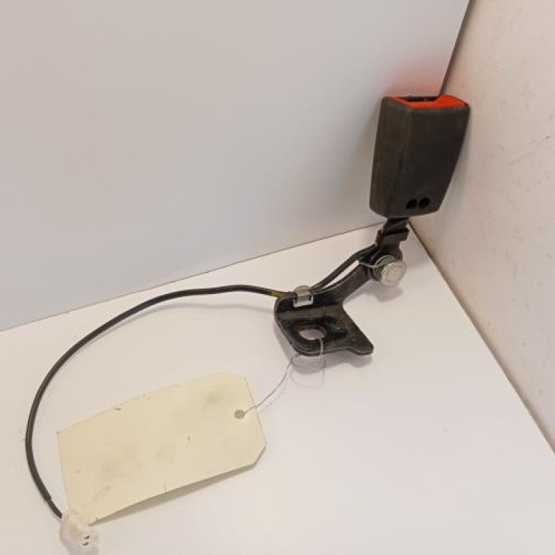 Attache ceinture arriere gauche PEUGEOT 308 2 SW